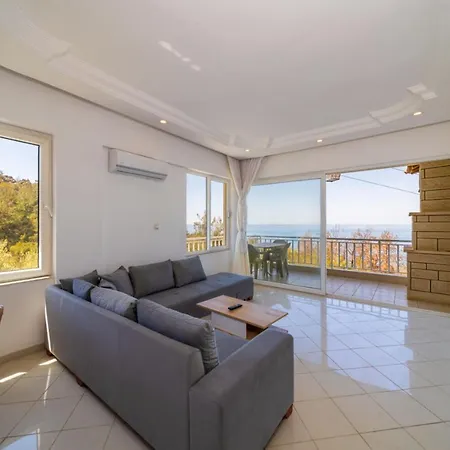 Superb Flat With Nature View And Balcony In * Алания